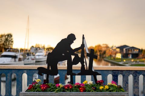 ANZAC Day 2025 Services & Easter-ANZAC Day Council Opening Hours